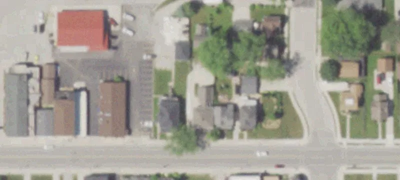 914 Ctr Ave