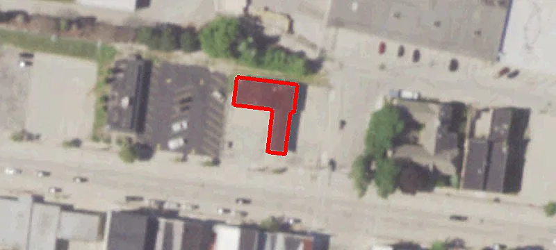 400 Main Ave