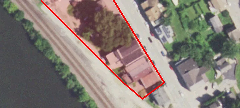 119 Main St