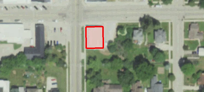 102 Edgewater St