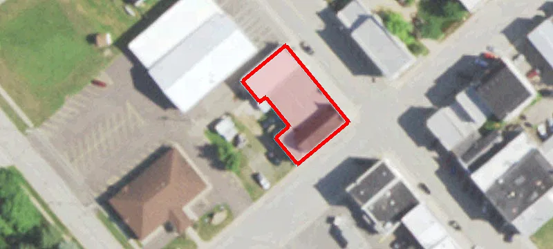 409 Webb St