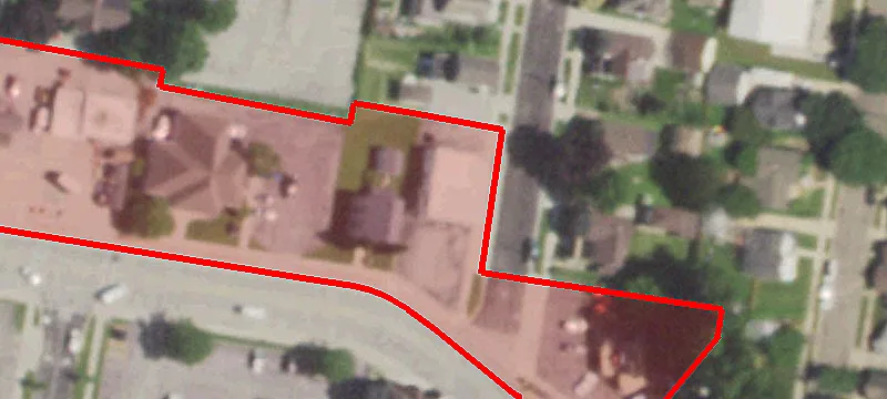 820 Main St