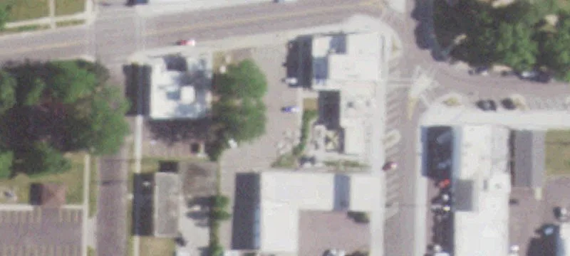 2905 Main St