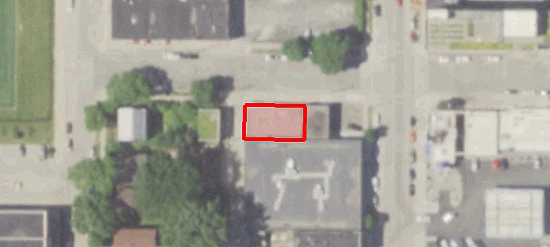215 Bruce St