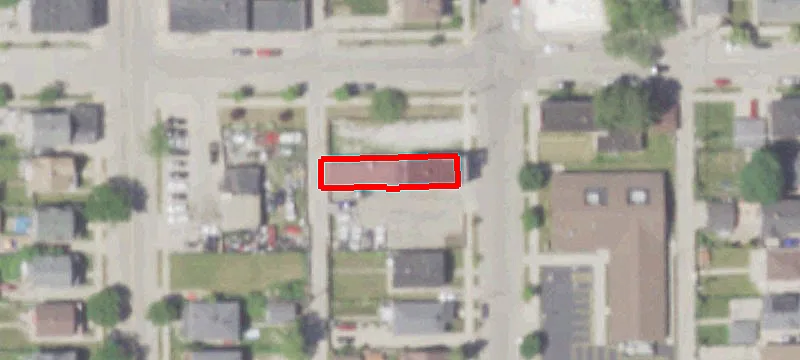2004 Mead St