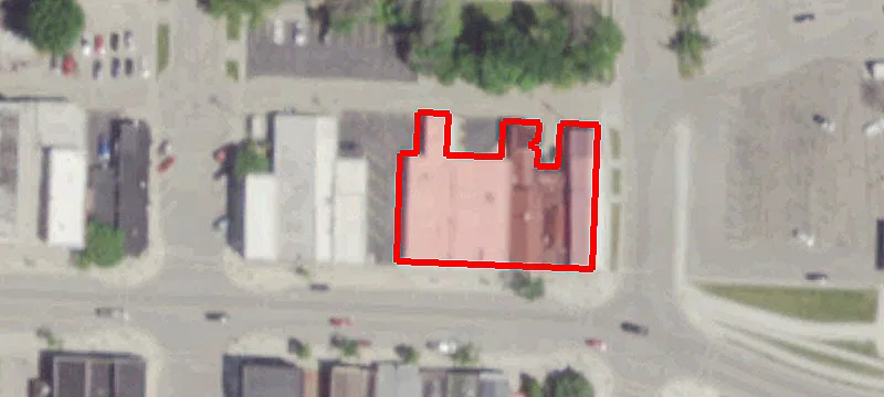 124 Main St