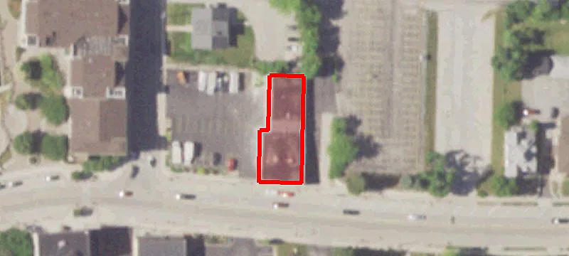 89th Main St