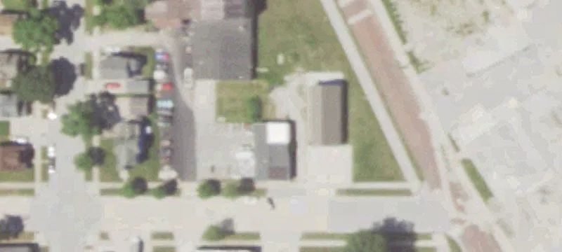 1218 Ctr Ave