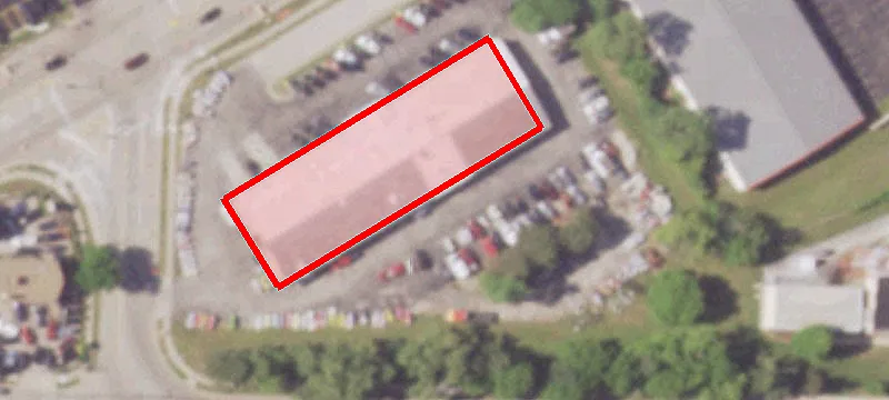1925 Main St