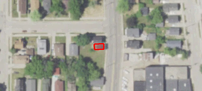 1132 Memorial Dr