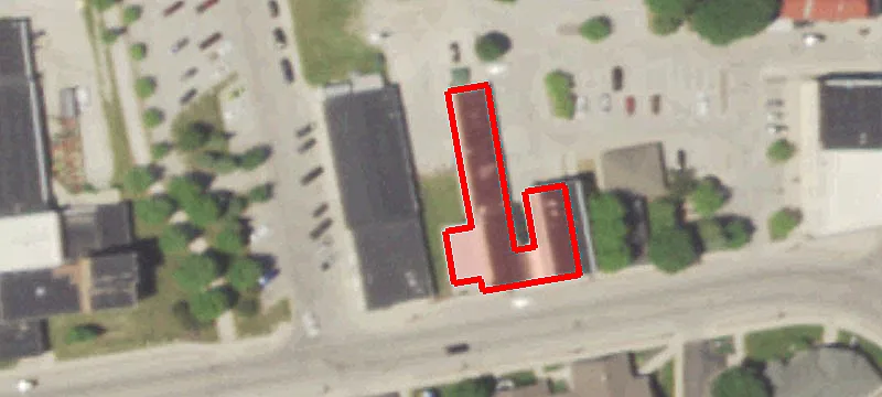 106 Main St