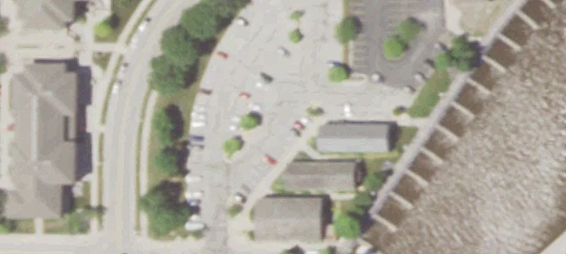 631 Riverfront Dr