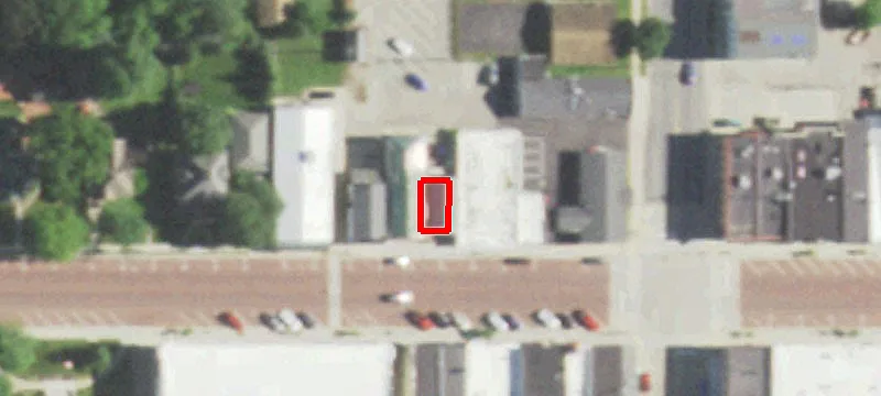 16 Main St