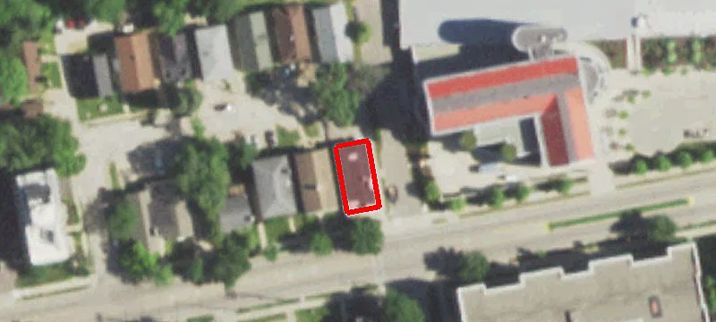 1900 University Ave