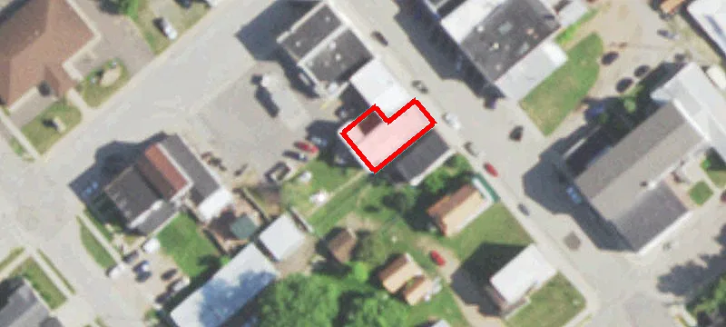 505 Webb St