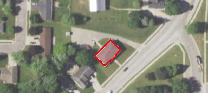 475 Fairway Dr