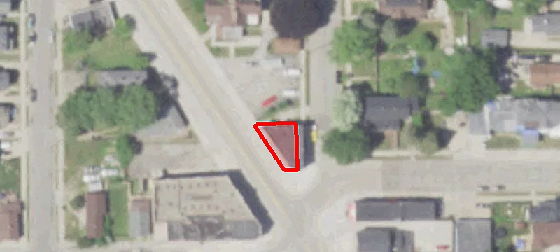 1401 Douglas Ave