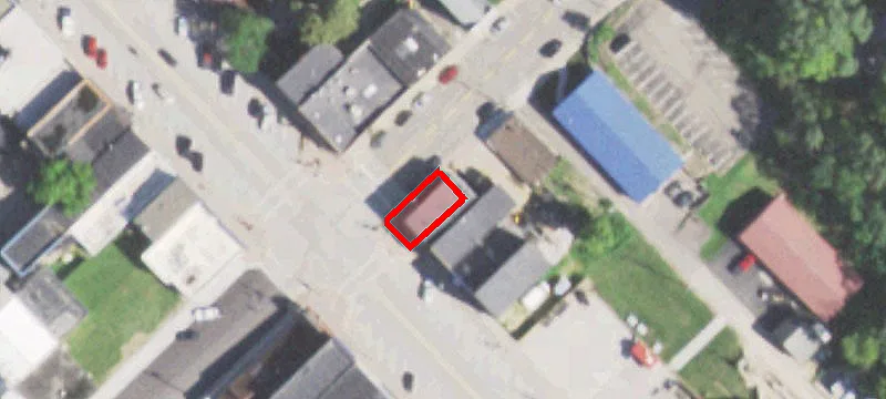 144 Broad N St
