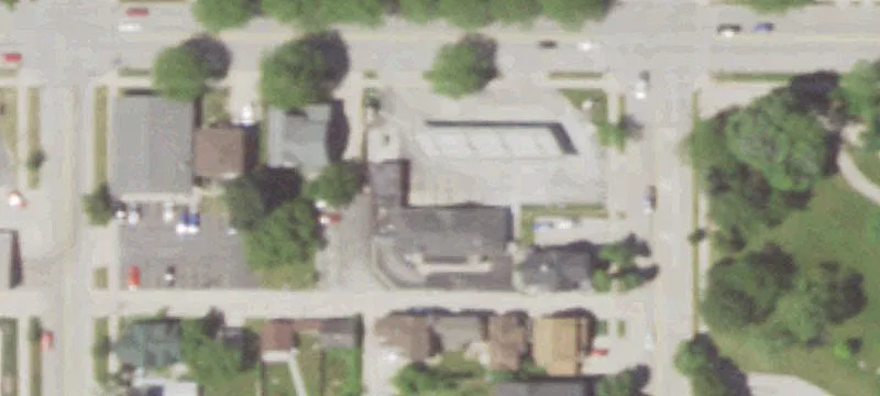 909 Erie Ave