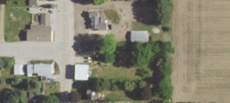 8714th County N Rd