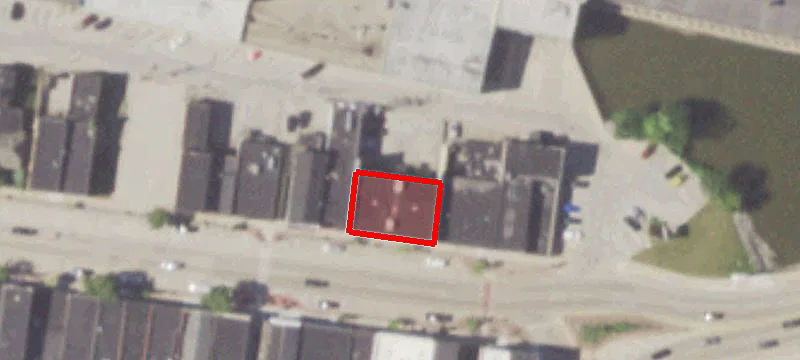 320 Main Ave