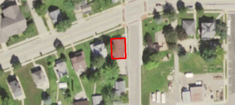 301 Main St
