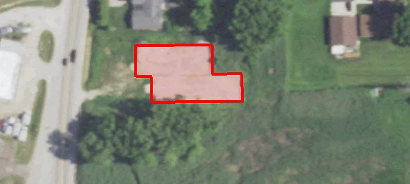 710 Lakeshore Dr