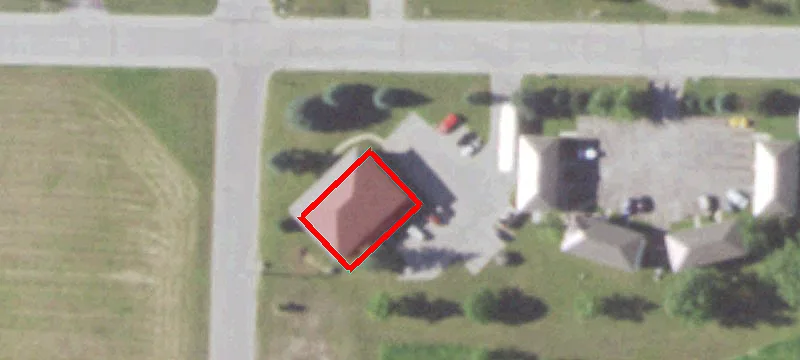 512 Bronson Rd