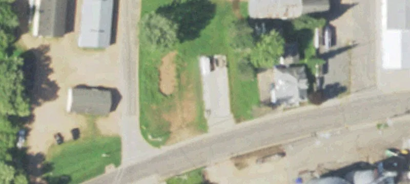 316 Redwood St