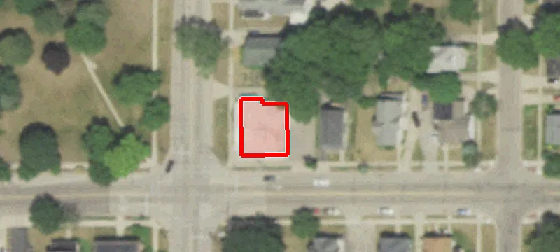 903 Grand Ave