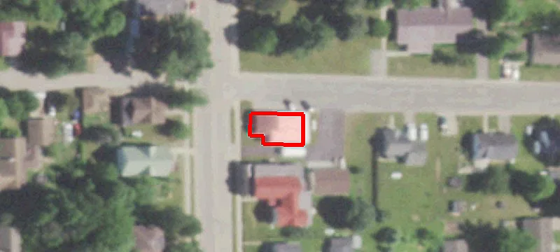 960 Main St