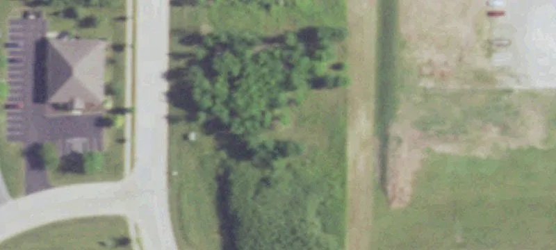 1475 University Dr