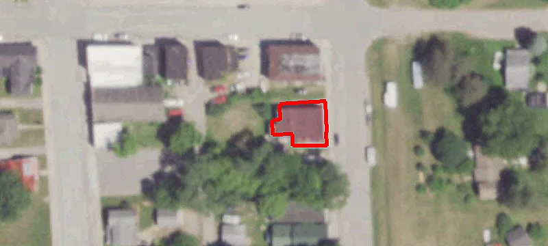 206 Railroad Ave
