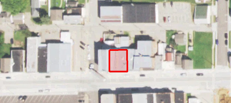 1546 Commercial St