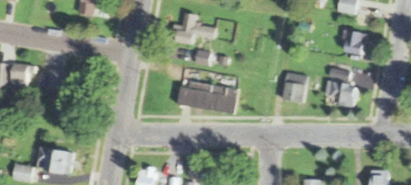 112 Baldwin St