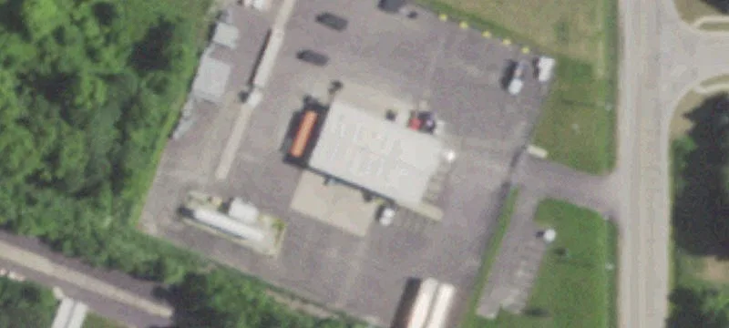 700 County Rd H H