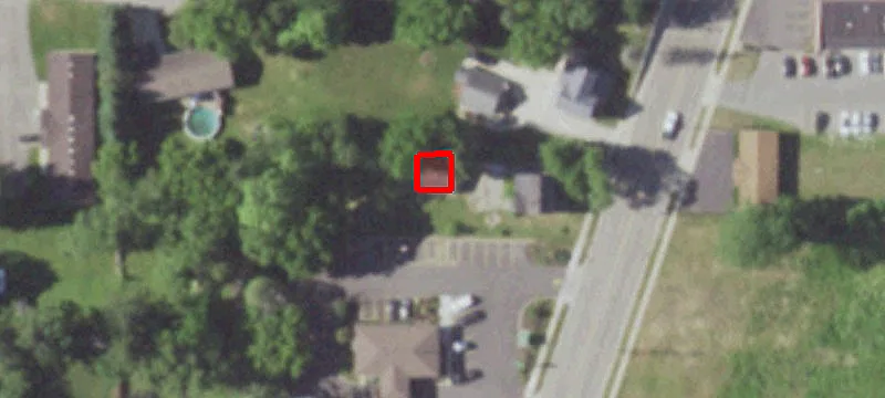 305 Lk Ave