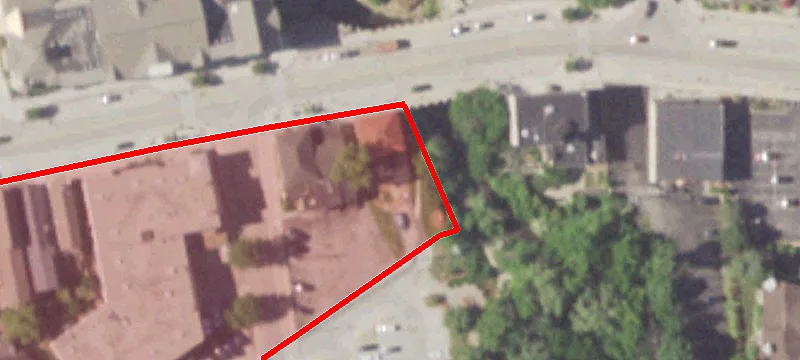 88th Main St