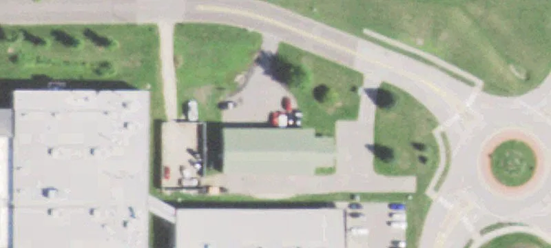 1049 Dexter N St