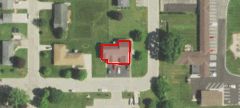 10 13th Ave