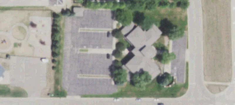 1477 Knowles Ave