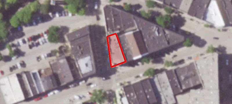 338 Main St