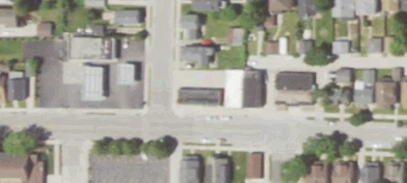 1156 Un Ave