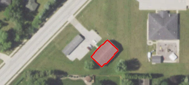 700 Fairway Dr