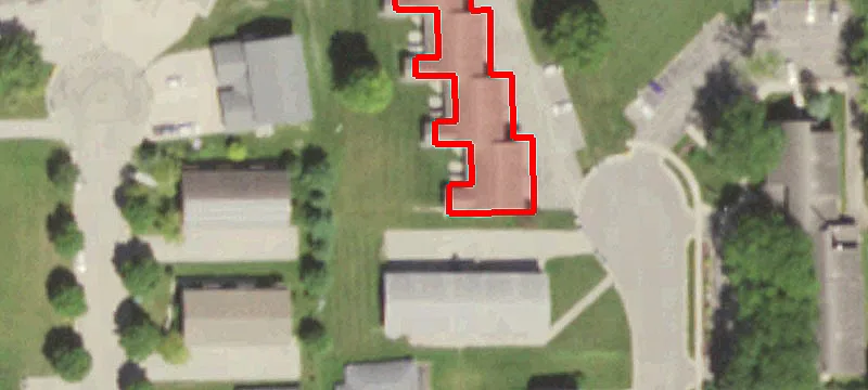 120 Maple Ct