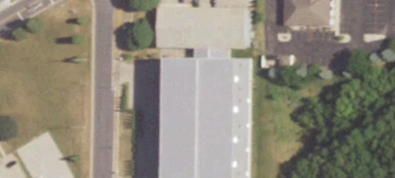 2673 Main St