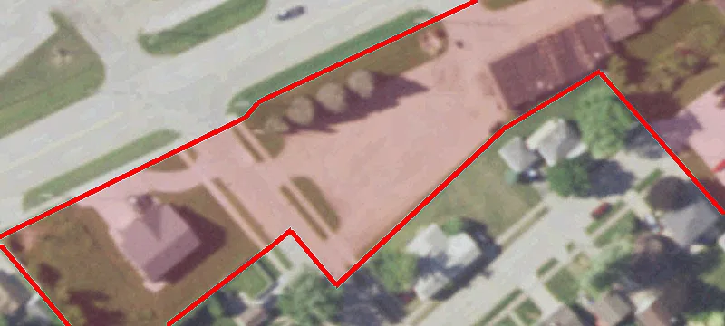 700 Hyland Ave