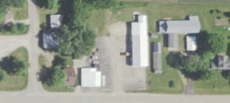 8884th Oak Ave