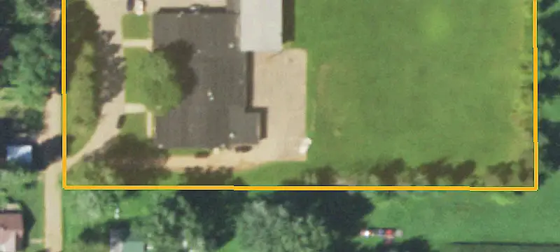 210 Russell St