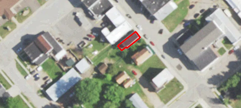 507 Webb St